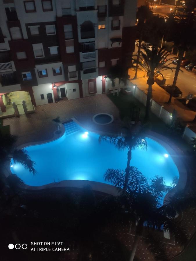 Apartamento Precioso Atico a pie de playa con piscina. Motril Exterior foto